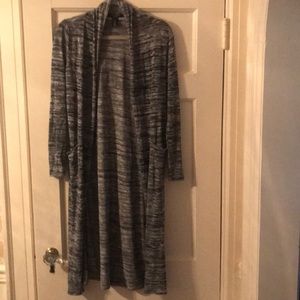 Sweater duster, black and white